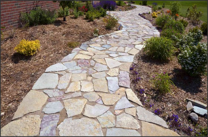 Stones and Paths: Exploring Flagstone Walkways for Beautiful Landscapes