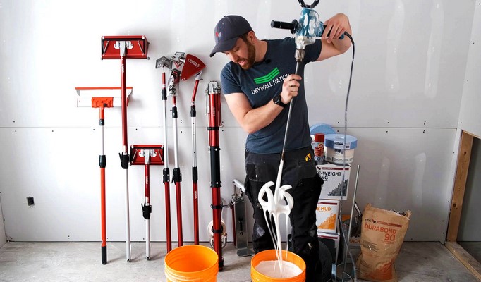 Systematic Surface Finishing: Enhancing Productivity with Drywall Mudding Tools